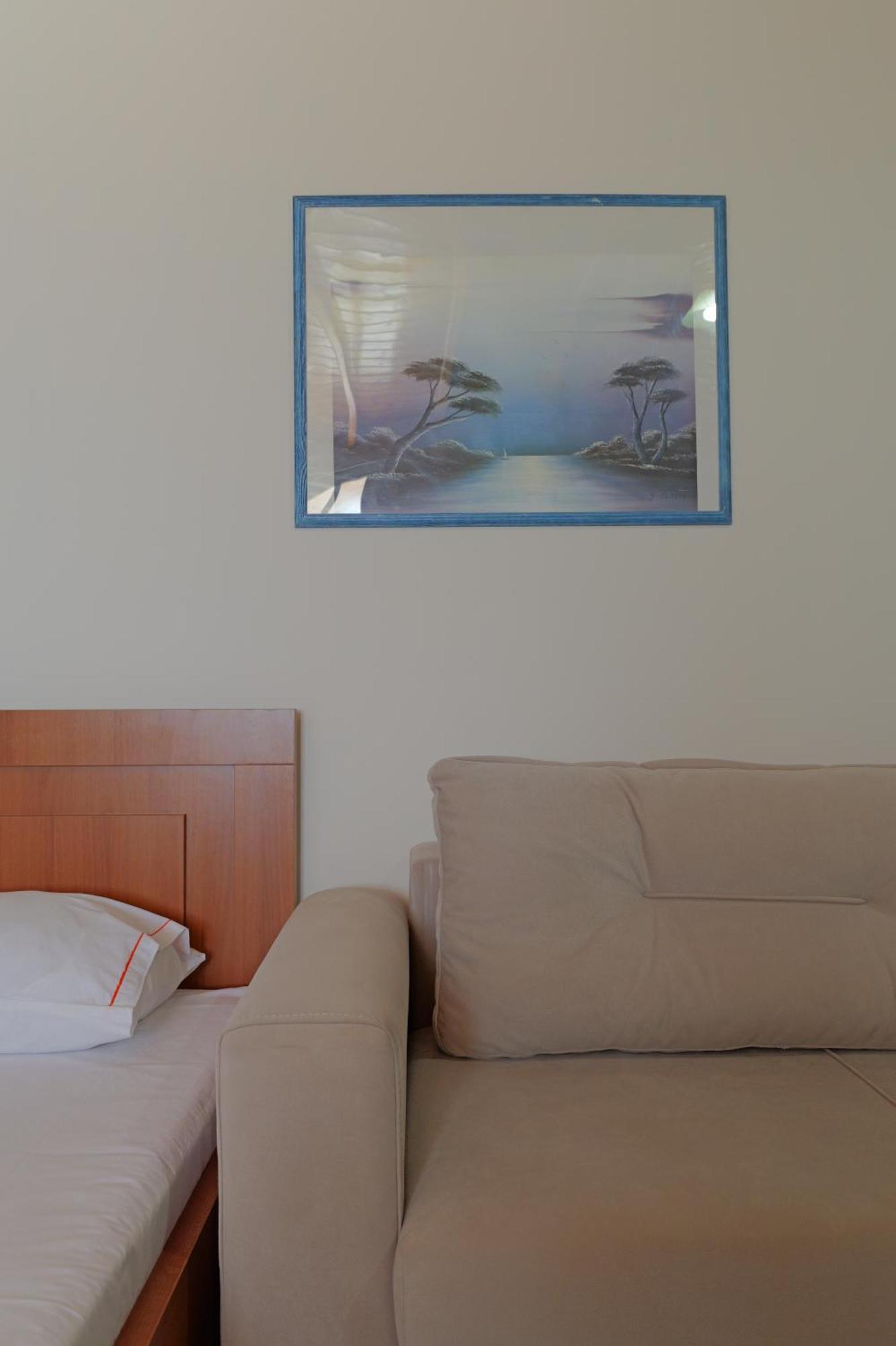 Arthur'S 4Apartments Borsh Luaran gambar